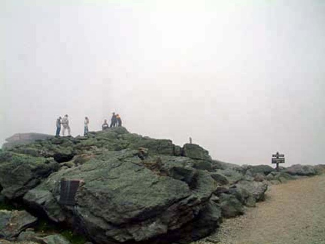 [Top of Mt Washington3[4].jpg]