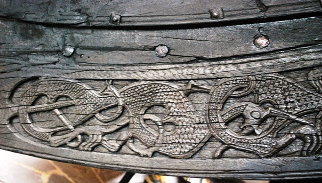 [B1 - OsloBG -Museums at Bygdöy  - detail Vikingship[3].jpg]