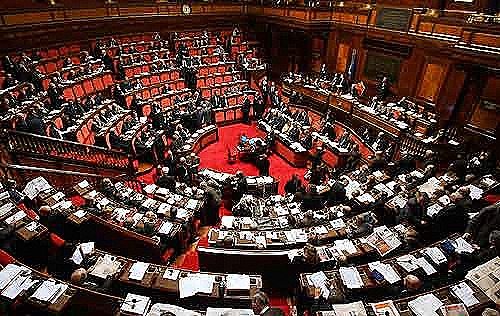 [parlamento-italiano[5].jpg]