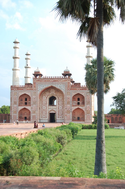 [India 2010 - Agra -Sikandra, mausoleo de Akbar , 17 de septiembre   15[3].jpg]