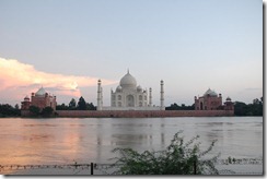 India 2010 - Agra , Taj Mahal , desde el rio , 17 de septiembre 27 India 2010 - Agra , Taj Mahal , desde el rio , 17 de septiembre 27