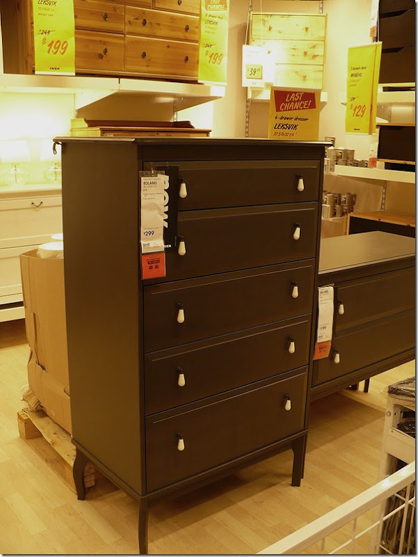 dresserwknobs dresserwknobs