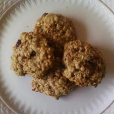 Big Fat Oatmeal Raisin Cookies