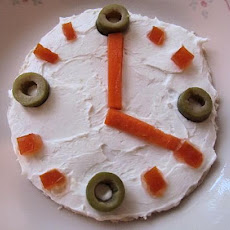 Yummy to the Tummy Clock