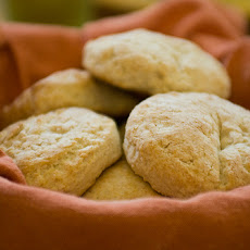 Mama's ' Bestest' Biscuits