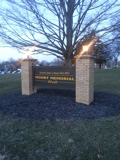 Mount Memorial Hall