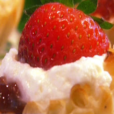 Strawberry Tiramisu Bites