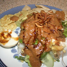 Indonesian Salad With Peanut Sauce