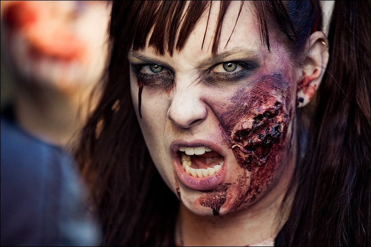 [toronto_zombie-walk_06[8].jpg]