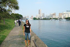 Alicia at the edge of the bay in Hama-rikyu