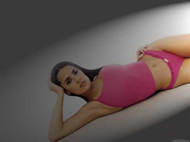 [salma_hayek_25[4].jpg]