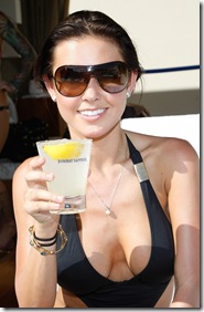 83010804EM009_AUDRINA_PATRI