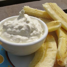 Bananas and Cheesecake Dipping Sauce