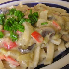 Pasta with Mushroom and Zucchini Sauce