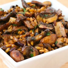 Farro with Mushrooms, Balsamic Vinegar, and Thyme