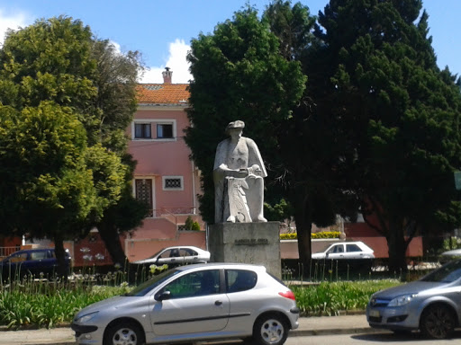 Estátua Garcia de orta