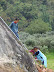 Jugando sobre peñas Jugando sobre peñas