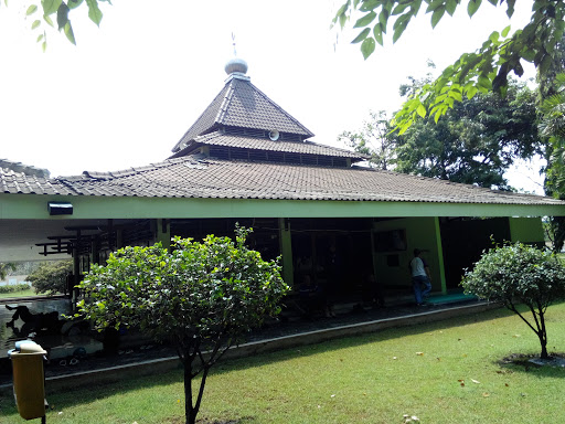 Masjid IP Tambak Lorok