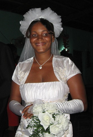 [Fabienneatwedding3.jpg]