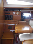 Voilier Jeanneau Sun Odyssey 35 Table &agrave; carte