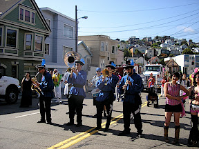 Mission District, Carnaval SF 2006 (photo by Giovanna Queeto)