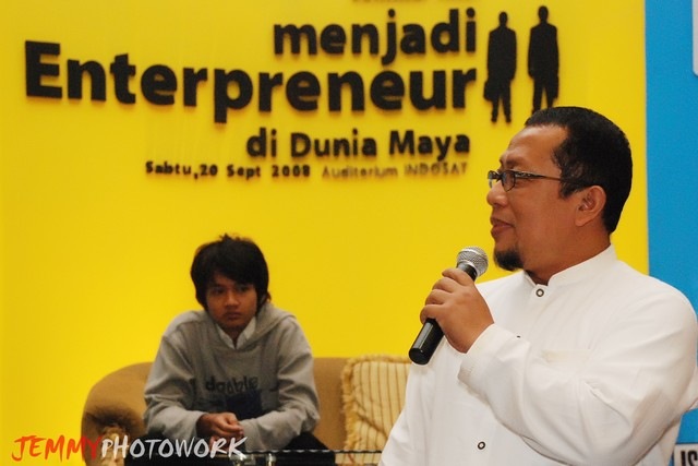 [pembicara 8[3].jpg]