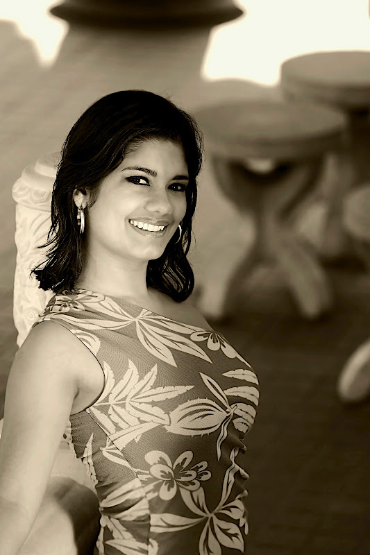 IMAGE: http://lh5.ggpht.com/borneoeye/SNTRKGcwKrI/AAAAAAAAC-E/AbE0KQsbiC8/s800/Emily173.jpg