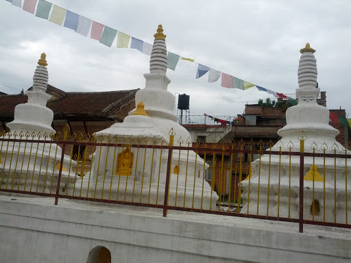 3 Stupas Gachhe