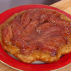 Banana Tart Tatin with Macadamia Nuts and Chocolate Sauce