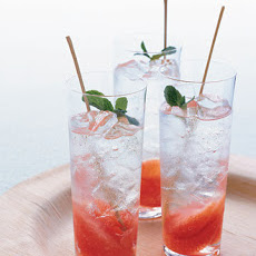 Grapefruit-and-Mint Mojito
