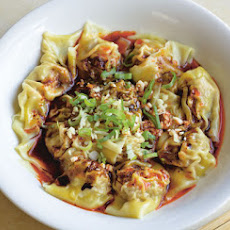 Sichuanese Wontons in Chilli Oil Sauce (Hong You Chao Shou)