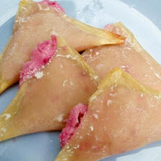 Raspberry Wontons