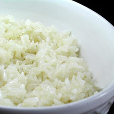 Simple Microwave Cooked Rice.