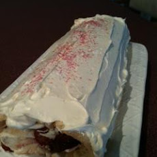 Tasty Strawberry Roll