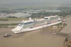 [Celebrity Solstice[3].jpg]
