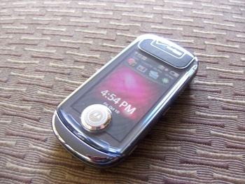 [Motorola Krave ZN4[2].jpg]