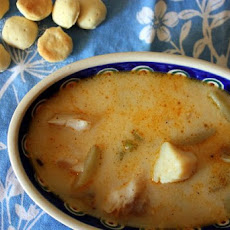 White Fish & Scallop Chowder
