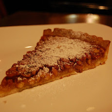 Apricot-Nut Tart