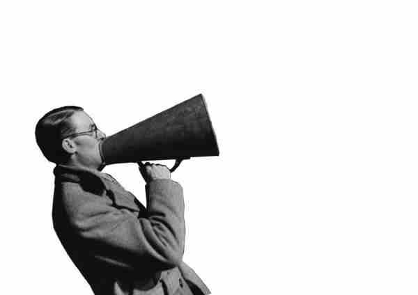 [megaphone-761540[8].jpg]