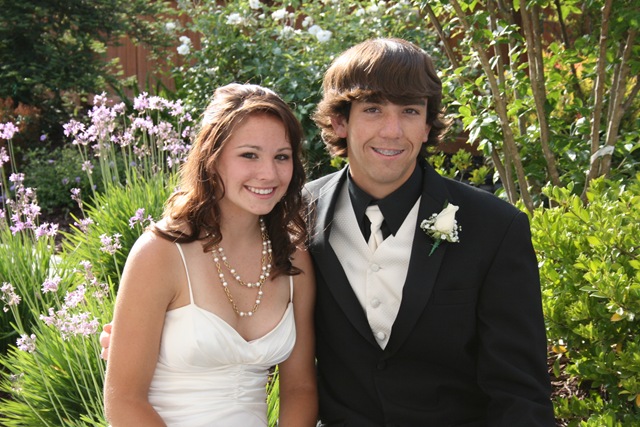 [CEHSProm051008 011[3].jpg]