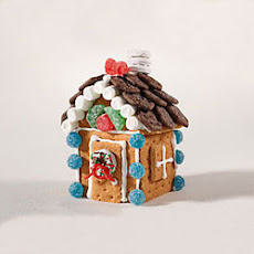 Gingerbread Holiday House