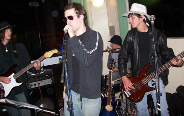 [100_3997_800x599[3].jpg]