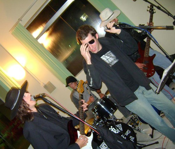 [DSC03612_800x600[3].jpg]