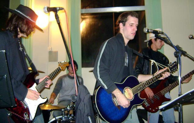 [DSC03620_800x600[3].jpg]