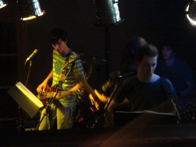 [DSC04213_800x600[3].jpg]