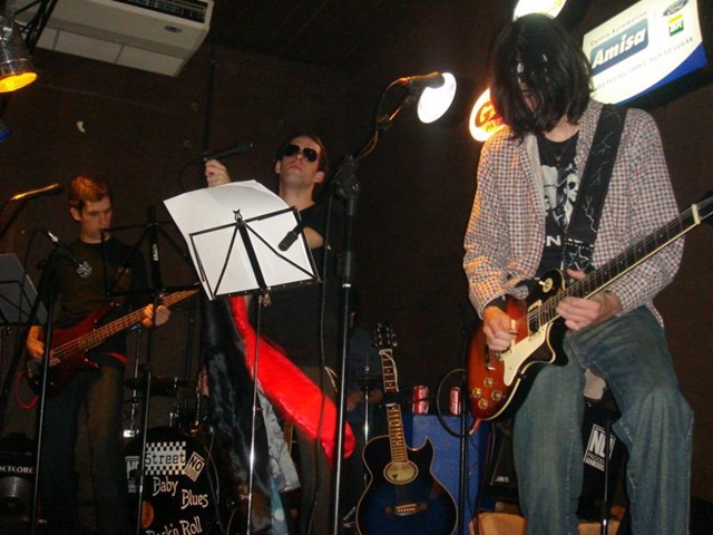 [DSC04493_800x600[3].jpg]