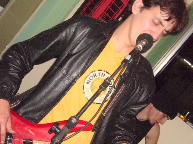 [ATgAAAD-eMYN8yMOOFDKQcuXaXCpjlwIos7QVlpEy04zHPjOQjuQ_D4pY0M0SwSTfEpQE1LmNqQkw9j0WdpaLtT-pYNUAJtU9VDPZDU9z53njKBC3x1WswdIxtLSBA[4].jpg]