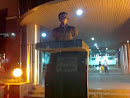 Dr. Kwa Tjoan Sioe Statue