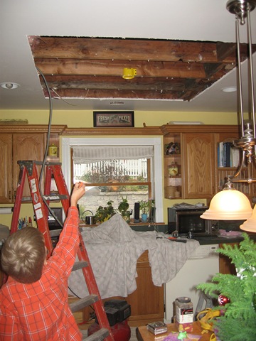 [houserenovations0933.jpg]