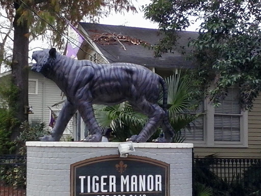 Tiger Manor Statue